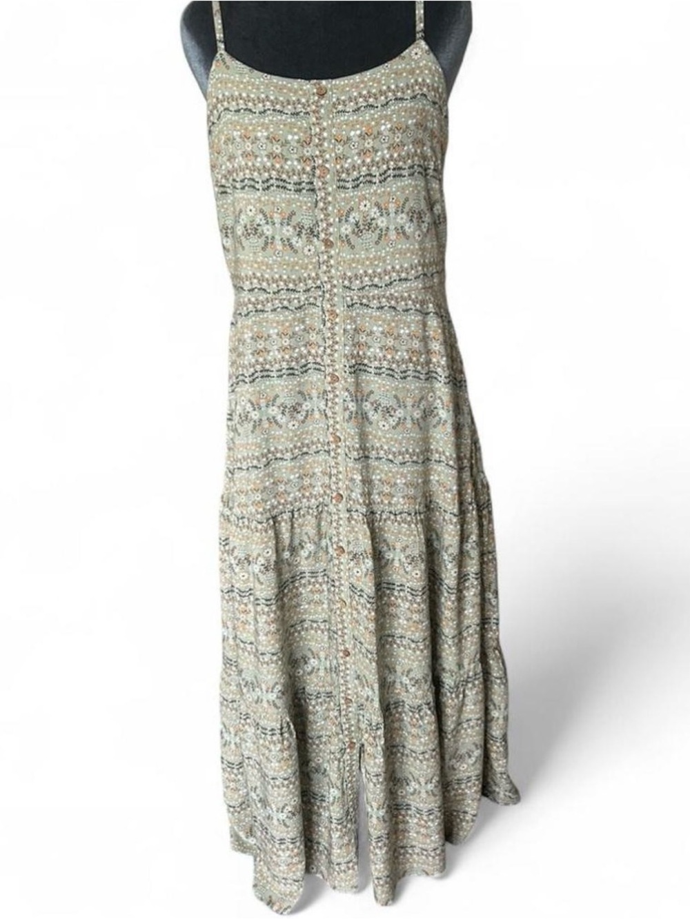 ZINK London Boho Button-Front Maxi Dress in Sage Green